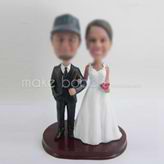 Custom wedding cake bobblehead dolls