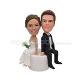 Customized happy wedding bobblehead with flowers