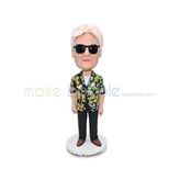 Customized black sun glasses bobblehead 