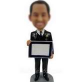 Design personalized cusotm bobble heads of man