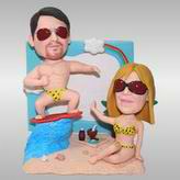 Cool men and women beach bobbleheads