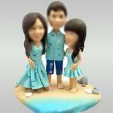 Family portrait bobble head doll