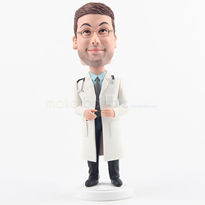 Gentil mdecin figurines avec uniforme blanc