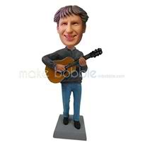 L'homme aime jouer de la guitare personnalisés figurines